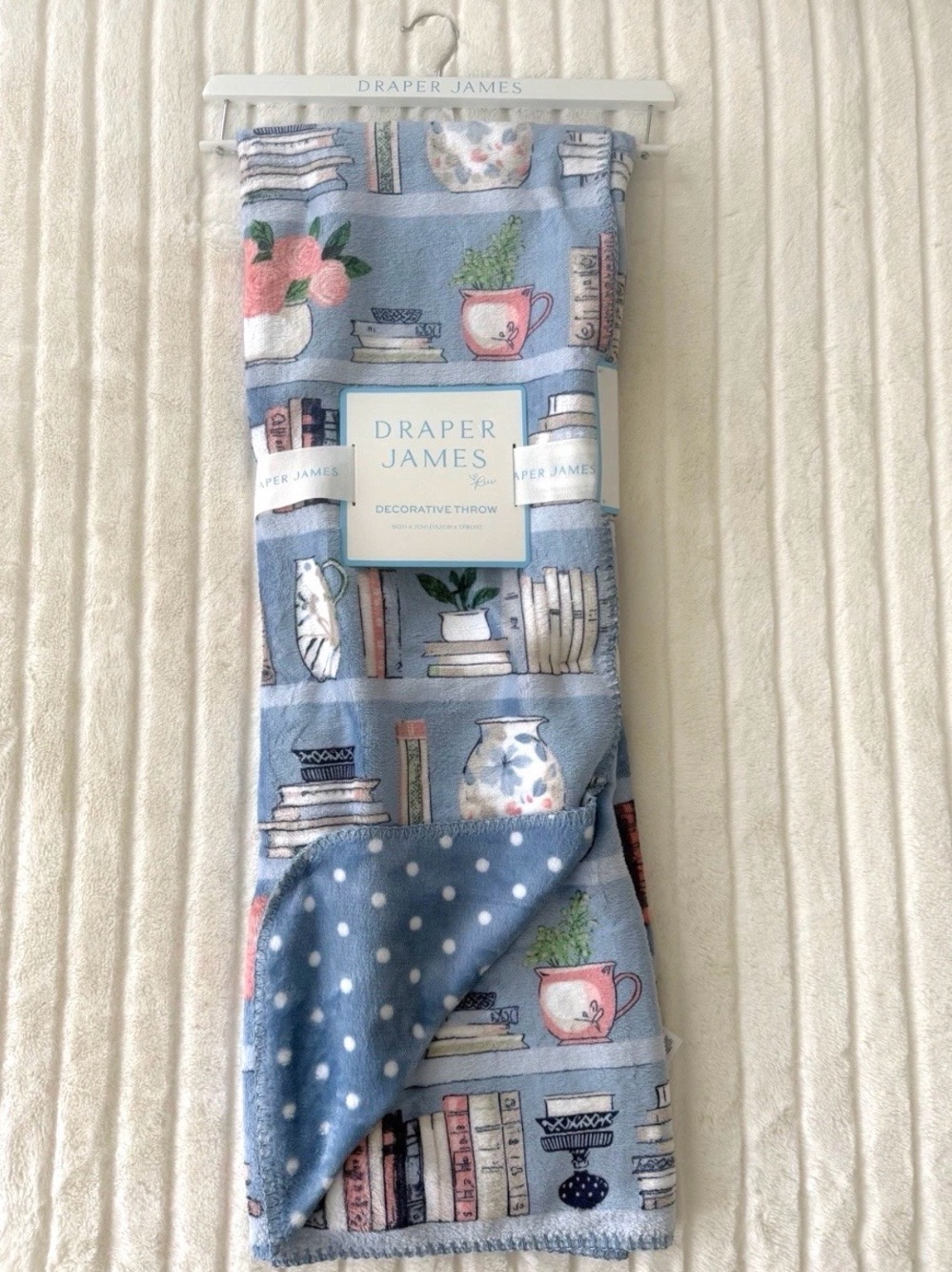 Draper James Plush Throw Book Blanket Bookshelf Floral Blue Reversible Viral NWT